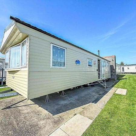 6 Berth Staycation Caravan Nearby Clacton-On-Sea In Essex Ref 26254E Dış mekan fotoğraf